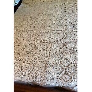 Vintage Handmade Crochet Cream Medallion Cotton Coverlet Bedspread tablecloth